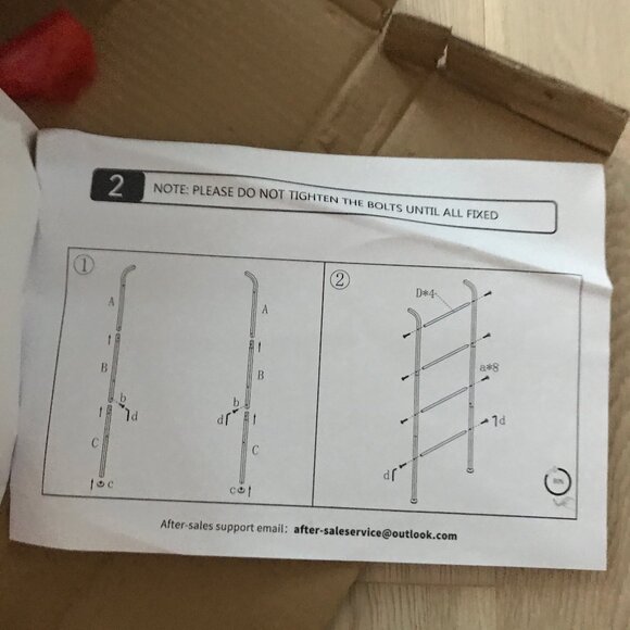 White metal towel ladder - New (Open box) - Picture 3 of 13